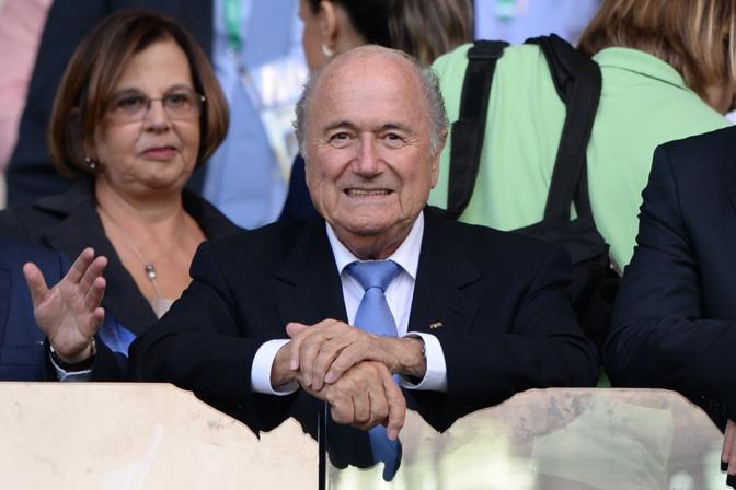 Anche il presidente della Fifa Joseph Blatter in tribuna. Afp